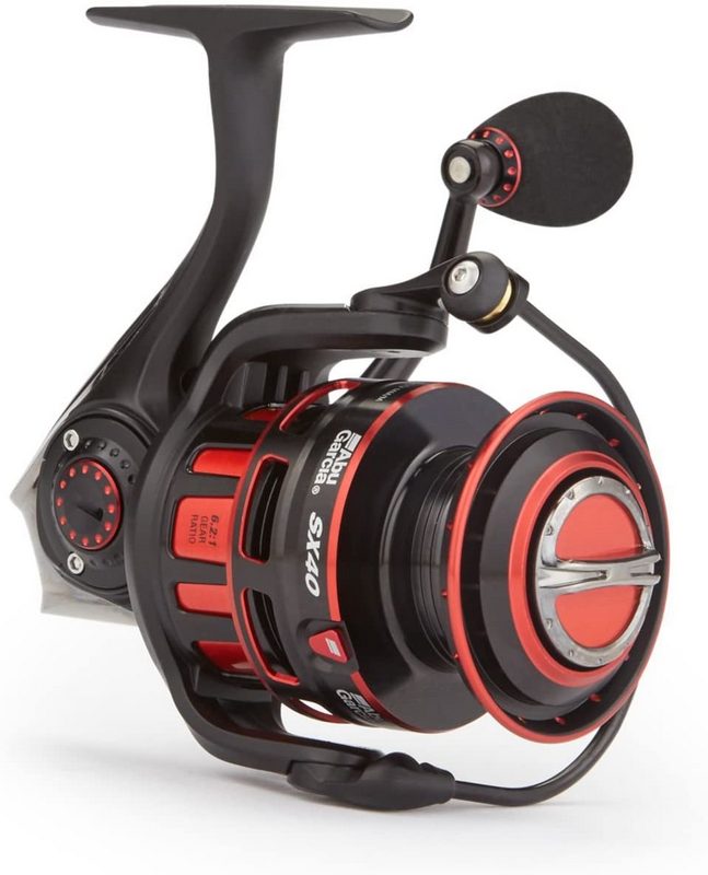 Abu Garcia Revo SX.Luxusní rybářský přívlačový naviják s přední brzdou!Tělo a převody navijáku jsou vyrobeny z odlehčené slitiny X-Cräftic v uhlíku IM-C6