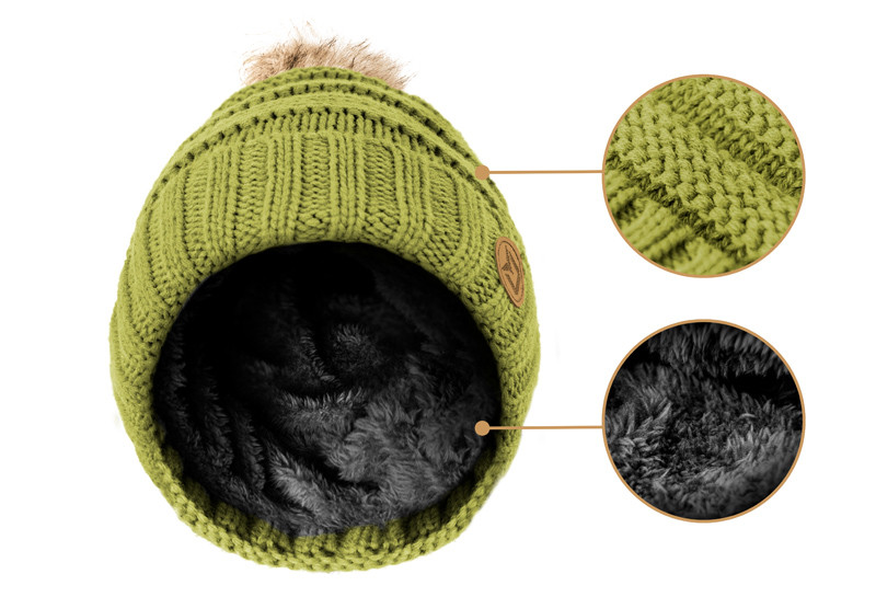 Zimní čepice Delphin FolkSchool