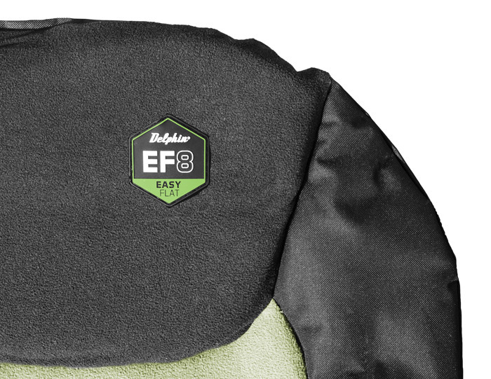 Lehátko Delphin EF8 EasyFlat.Tento model je důkazem toho, že osminohé ploché lehátko nemusí stát celý majetek. EF8 je vstupním modelem pohodlných lehátek a díky jeho nohám je velmi stabilní
