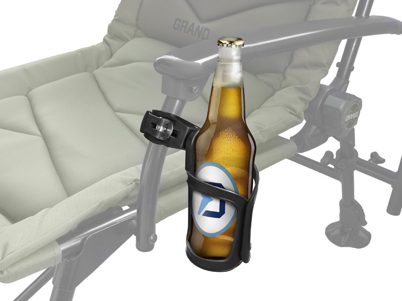 Univerzální držák na nápoje DrinxHold. Vychutnávejte si své nápoje z pohodlí vašeho rybářského křesla pomocí univerzálního držáku na nápoje Delphin DrinxHOLD.