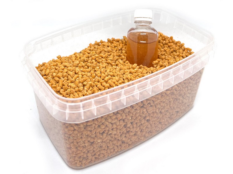 Jet Fish Method Feeder Box Broskev