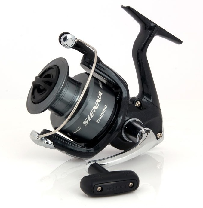 Shimano Sienna FE je všestranný univerzální naviják s přední brzdou, který najde své uplatnění například při lovu menších pstruhů a dravých ryb, jako jsou štika, candát nebo okoun. V základní cenové kategorii patří mezi víceúčelové a velmi spolehlivé navijáky s vysokým poměrem užitné hodnoty a ceny. Sienna je ideálním a doporučeným navijákem především pro začínající a příležitostné rybáře.