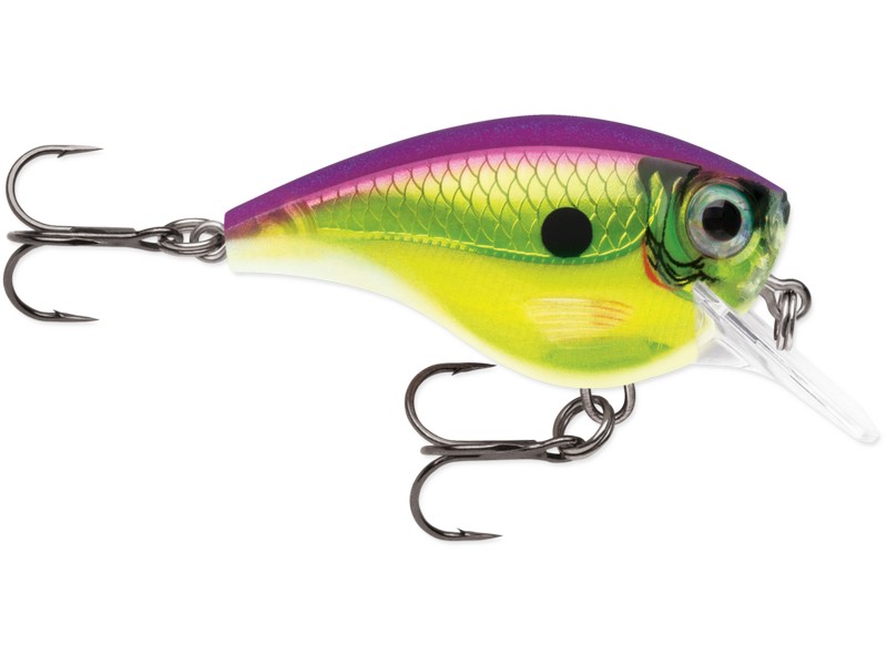 Rapala BX Brat 06 ROC je malý, ale nekompromisní wobler určený pro lov všech druhů dravců. Uvnitř se skrývá balzové jádro, které zajišťuje přirozený vztlak, zatímco vnější vrstva z pevného kopolymeru chrání tělo wobleru před poškozením. Díky této kombinaci je BX Brat jedním z nejodolnějších woblerů své kategorie. Jeho hranatý tvar hlavy a bříško ve tvaru V vytvářejí divokou, kolébavou akci, doplněnou o silné odlesky při každém pohybu. Wobler se ve vodě chová živě a nevyzpytatelně – přesně tak, jak to dravci milují. Vyniká při nahazování i trollingu a spolehlivě láká okouny, štiky, candáty i boleny.
