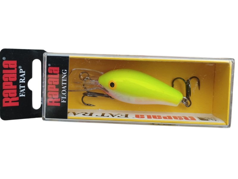 Rapala Fat Rap 05 SFC patří mezi nejznámější woblery z balzy a je považován za legendu mezi přívlačovými nástrahami. Kompaktní tělo s vyšší hmotností umožňuje dlouhé a přesné hody, zatímco tvar a vyvážení zaručují rychlé dosažení větší hloubky.