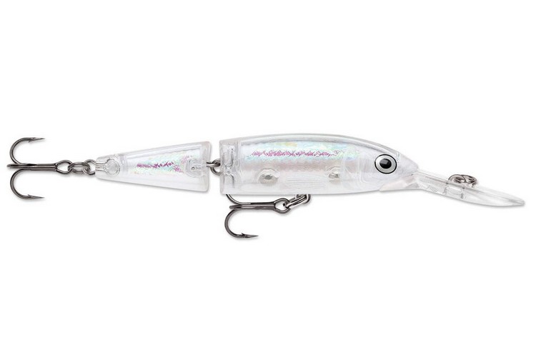 Rapala Jointed Deep Husky Jerk 12 GMN je dvoudílný zvukový wobler s výrazným chodem. Plastové tělo, neutrální schopnost plavání, efektní barvy. Tato nástraha je mimořádně účinná při pomalém vedení za chladnějšího počasí, díky přesnému vyvážení dokáže ustrnout při zastavení navíjení.