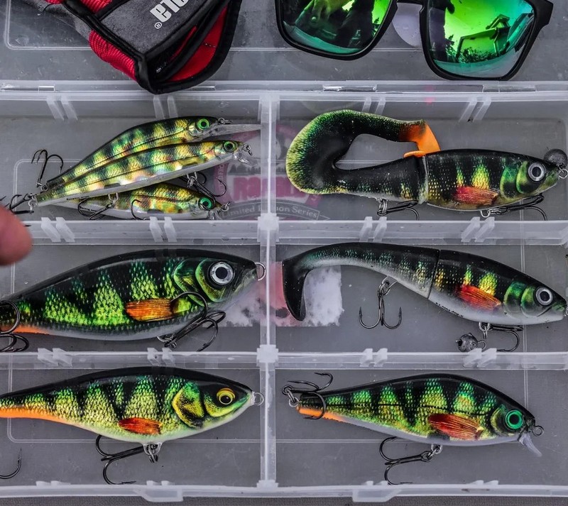 Rapala Krabičky s pevnými i přizpůsobitelnými přepážkami pro umístění různých velikostí návnad a příslušenství