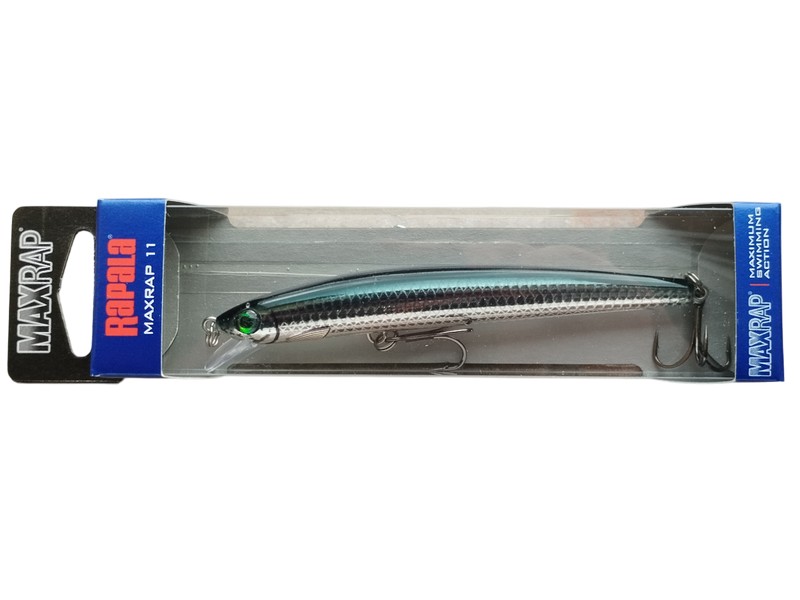 🐟 Rapala MaxRap 11 – precizní wobler pro dlouhé a přesné hody Kompaktní, ale výkonná nástraha určená pro daleké náhozy a stabilní vedení i v proměnlivých podmínkách. Díky wolframovým kuličkám uvnitř těla dosahuje výborného vyvážení, které zajišťuje stabilní let a přirozený pohyb pod hladinou. Tělo s aerodynamickým profilem a jemným zvukovým efektem láká dravce i z větší vzdálenosti. Realistický vzhled s laserovým povrchem a 3D očima napodobuje živou rybku, zatímco háčky VMC Spark Point garantují jistý a pevný zásek. 💪 Výhody a vlastnosti 💫 Wolframové vyvážení – extrémní dosah a přesnost při náhozu 🎯 Aerodynamické tělo – stabilní letová dráha bez ztráty směru 💎 Realistický design – laserový povrch a detailní 3D oči 🔊 Zvukový efekt – zvyšuje atraktivitu wobleru pro dravce 🪝 Háčky VMC Spark Point – maximální ostrost a pevnost 📊 Parametry 🎨 Barva: MUL - Live Mullet 📏 Délka: 11 cm ⚖️ Hmotnost: 13 g 📉 Hloubkový rozsah: 0,3 – 0,9 m 🪝 Trojháčky: 2× vel. 6 (VMC Spark Point) 🌊 Vlastnost: Neutrální, zvukový 🎣 Technika lovu: Nahazování ⚠️ Upozornění – Umělé nástrahy • 🪝 Mohou obsahovat ostré háčky – zacházejte s nimi opatrně a používejte ochranné návleky. • 🔍 Pravidelně kontrolujte upevnění a stav nástrah. • ⚠️ Uchovávejte mimo dosah dětí.