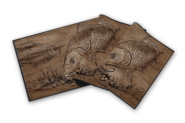 Tato rohož je vyrobena z odolného materiálu, je obšitá černým okrajem a ze spodní části je ošetřena latexovou vrstvou.Rozměr 60x40 cm je velmi kompaktní a hodí se před všechny vstupní dveře. Ukažte návštěvě už u vchodu kdo je doma pánem :)