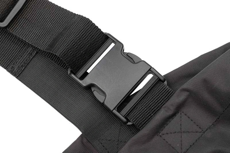 Mikado Prsačky černé Black Basic UMS08 vel. 41