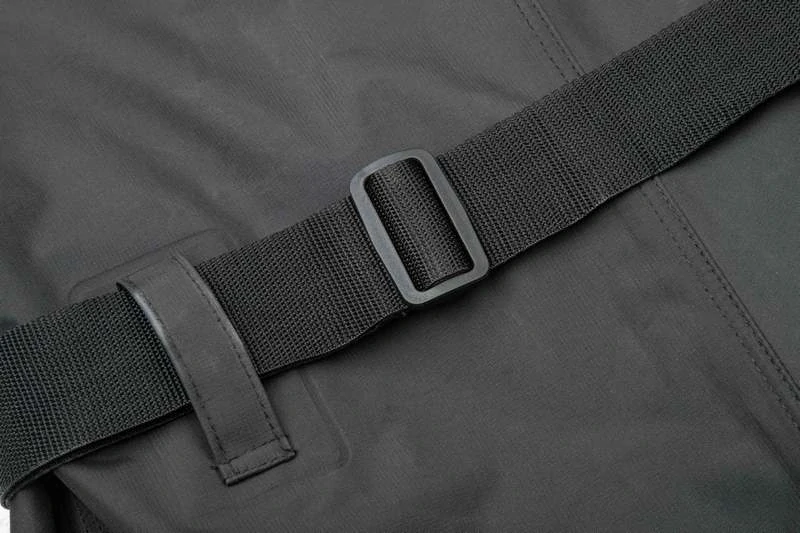 Mikado Prsačky černé Black Basic UMS08 vel. 41