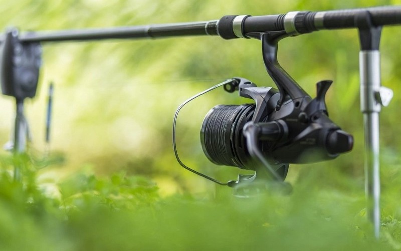 Naviják Shimano Medium Baitrunner XTB-LC 5500
